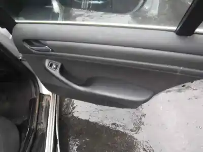 Vehicul casat bmw serie 3 berlina (e46) 320d al anului 2003 alimentat 204d4