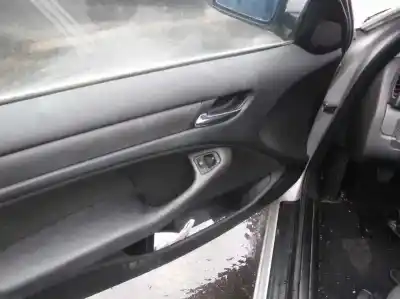 Vehicul casat bmw serie 3 berlina (e46) 320d al anului 2003 alimentat 204d4