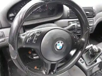 Vehicul casat bmw serie 3 berlina (e46) 320d al anului 2003 alimentat 204d4