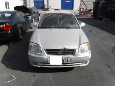 Veicolo di demolizione hyundai accent (lc) gls crdi dell'anno 2003 alimentato 3ea
