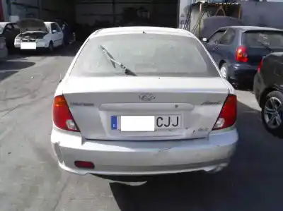 Veicolo di demolizione hyundai accent (lc) gls crdi dell'anno 2003 alimentato 3ea