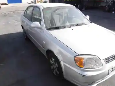 Veicolo di demolizione hyundai accent (lc) gls crdi dell'anno 2003 alimentato 3ea