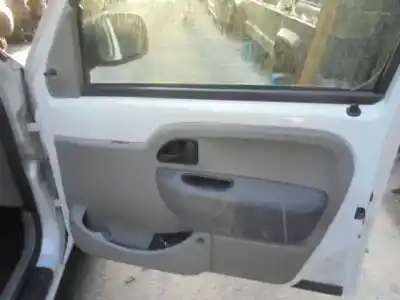 Здавання транспортного засобу renault   року 2005 потужний k9ka7