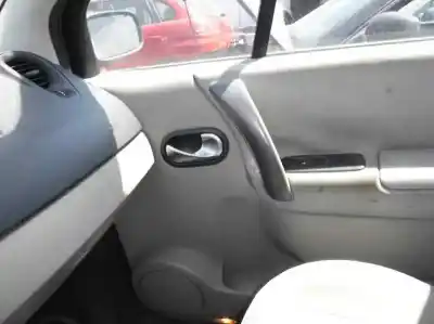 Veículo de Sucata renault scenic ii confort expression do ano 2006 alimentado k9kp7