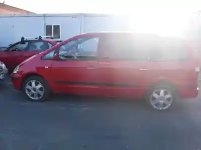 Veículo de Sucata ford galaxy (vy) ghia do ano 2004 alimentado asz