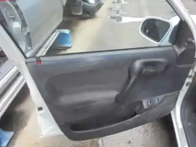 Veicolo di demolizione opel corsa b eco dell'anno 1999 alimentato x17d