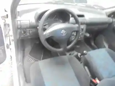 Veicolo di demolizione opel corsa b eco dell'anno 1999 alimentato x17d