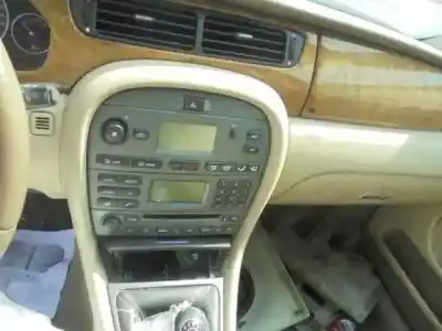 Veicolo di demolizione jaguar x-type 2.2 d classic dell'anno 2007 alimentato bg