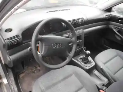 Veículo de Sucata audi a4 berlina (b5) 1.9 tdi do ano 1996 alimentado afn