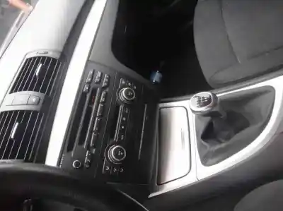 Veicolo di demolizione bmw serie 1 berlina (e81/e87) 120d dell'anno 2008 alimentato n47d20a