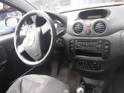 Veicolo di demolizione citroen c2 x dell'anno 2004 alimentato hfx