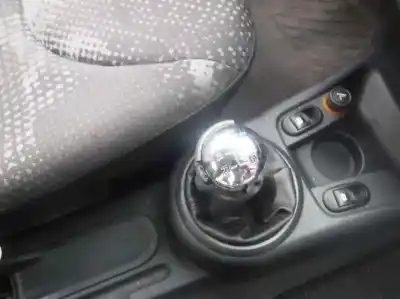 Veicolo di demolizione citroen c2 x dell'anno 2004 alimentato hfx