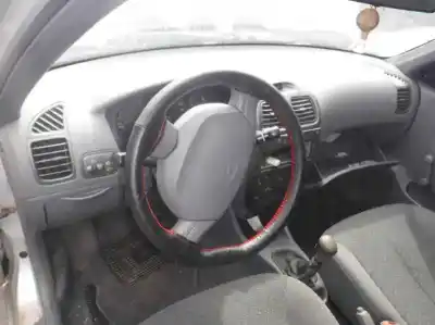 Scrapping Vehicle hyundai accent (lc) gl 4p of the year 2001 powered 4ea