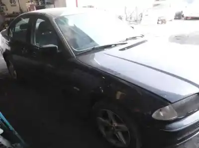 Vehicul casat bmw serie 3 berlina (e46) 320d al anului 2000 alimentat 204d1