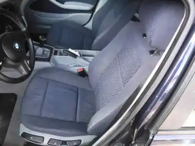 Vehicul casat bmw serie 3 berlina (e46) 320d al anului 2000 alimentat 204d1