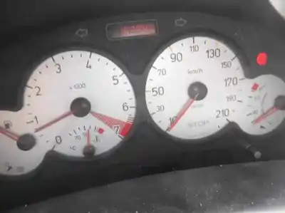 Vehicul casat peugeot 206 berlina gti al anului 2001 alimentat rfn