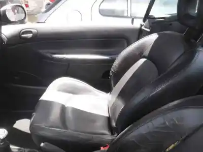 Vehicul casat peugeot 206 berlina gti al anului 2001 alimentat rfn