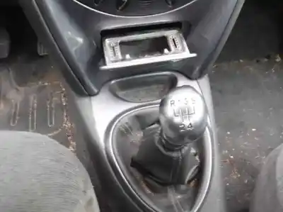Scrapping Vehicle citroen c5 berlina 2.0 hdi vivace-/ automático of the year 2003 powered rhz