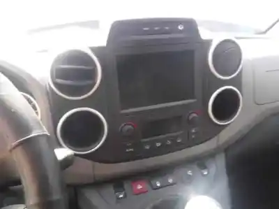 Veicolo di demolizione peugeot partner 1.6 tepee adventure edition blue hdi dell'anno 2017 alimentato bh02