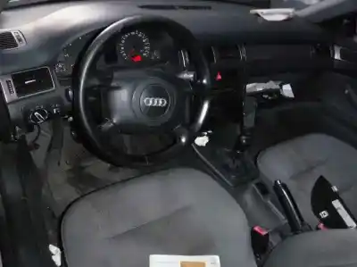 Scrapping Vehicle audi a6 berlina (4b2) 2.5 tdi of the year 2000 powered afb