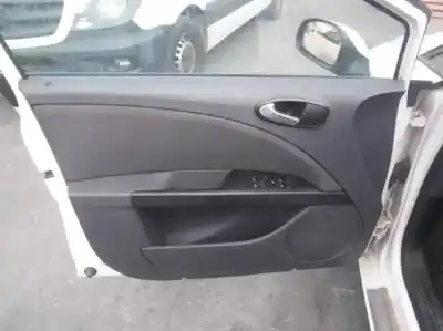 Veículo de Sucata seat leon (1p1) reference do ano 2009 alimentado bls