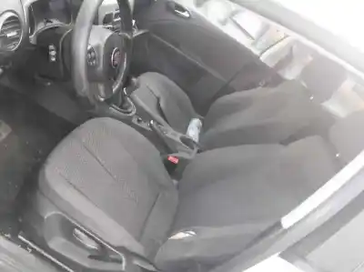 Veículo de Sucata seat leon (1p1) reference do ano 2009 alimentado bls