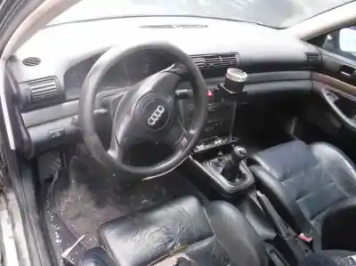 Veículo de Sucata audi a4 berlina (b5) 1.9 tdi do ano 2000 alimentado ajm