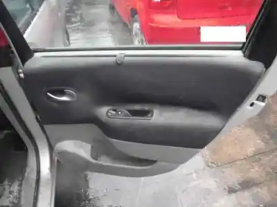 Scrapping Vehicle renault scenic ii confort expression of the year 2005 powered k9kp7