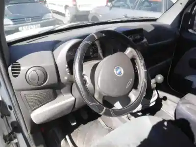 Здавання транспортного засобу fiat doblo (119) 1.3 16v jtd cat року 2006 потужний 199a2000