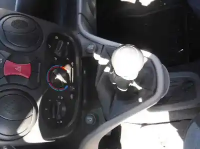 Здавання транспортного засобу fiat doblo (119) 1.3 16v jtd cat року 2006 потужний 199a2000