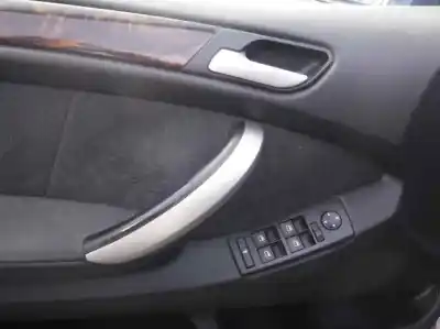 Veículo de Sucata bmw x5 (e53) 3.0d do ano 2001 alimentado 306d1