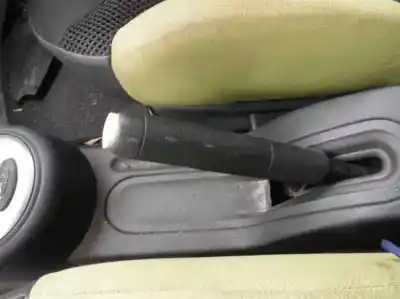 Veicolo di demolizione citroen c2 vtr dell'anno 2004 alimentato 8hx