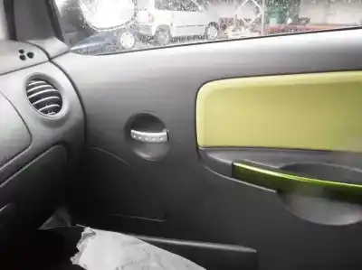 Veicolo di demolizione citroen c2 vtr dell'anno 2004 alimentato 8hx