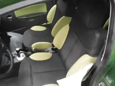 Veicolo di demolizione citroen c2 vtr dell'anno 2004 alimentato 8hx