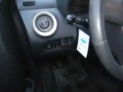 Veicolo di demolizione citroen c2 collection dell'anno 2006 alimentato 8hz