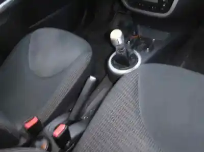 Veicolo di demolizione citroen c2 collection dell'anno 2006 alimentato 8hz