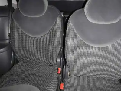 Veicolo di demolizione citroen c2 collection dell'anno 2006 alimentato 8hz