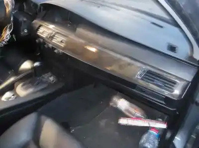 Vehicul casat bmw                                                serie 5 berlina (e60)                                                                                                                                                                                                                                      530d                                                                                                                                                                                                                                                       al anului 2003 alimentat 306d2