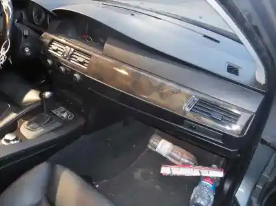 Vehicul casat bmw                                                serie 5 berlina (e60)                                                                                                                                                                                                                                      530d                                                                                                                                                                                                                                                       al anului 2003 alimentat 306d2
