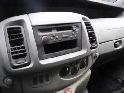 Verschrottungsfahrzeug opel vivaro life des jahres 2005 angetrieben g9ub7