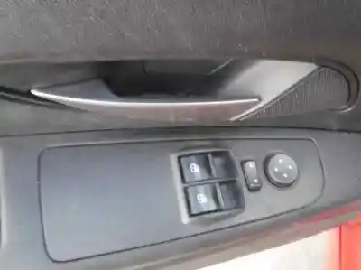 Veículo de Sucata fiat grande punto (199) 1.9 8v jtd cat do ano 2006 alimentado 199a5000