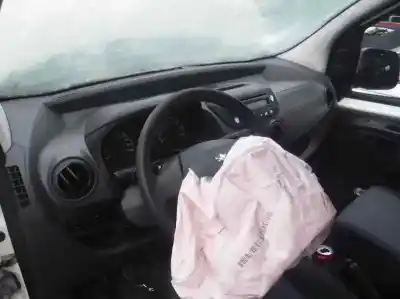 Veicolo di demolizione peugeot bipper básico dell'anno 2010 alimentato 8hs