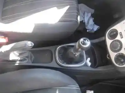 Veículo de Sucata opel corsa d cosmo do ano 2008 alimentado z13dtj