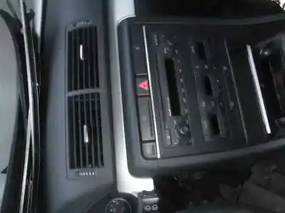 Veículo de Sucata audi a4 avant (8e) 2.0 tdi do ano 2006 alimentado bre