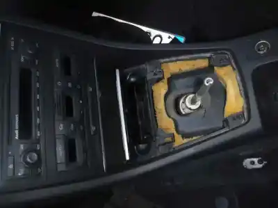 Veículo de Sucata audi a4 avant (8e) 2.0 tdi do ano 2006 alimentado bre