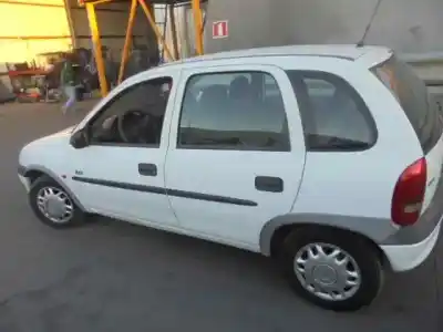 Veicolo di demolizione opel corsa b eco dell'anno 1999 alimentato x10xe