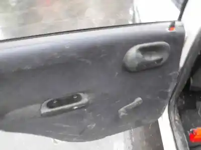 Veicolo di demolizione opel corsa b top 100 dell'anno 1999 alimentato x17d