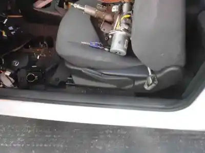 Veículo de Sucata fiat punto berlina (188) 1.3 jtd cat do ano 2005 alimentado 188a900