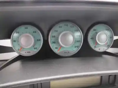 Véhicule à la ferraille citroen c8 2.0 hdi sx de l'année 2003 alimenté rht