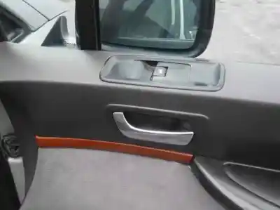 Véhicule à la ferraille citroen c8 2.0 hdi sx de l'année 2003 alimenté rht